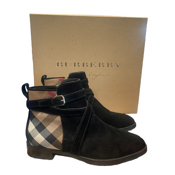 Burberry Vaughan Flat Ankle Boot Housecheck Plaid Black Suede Size 39.5 / US 9.5 - Picture 1 of 11